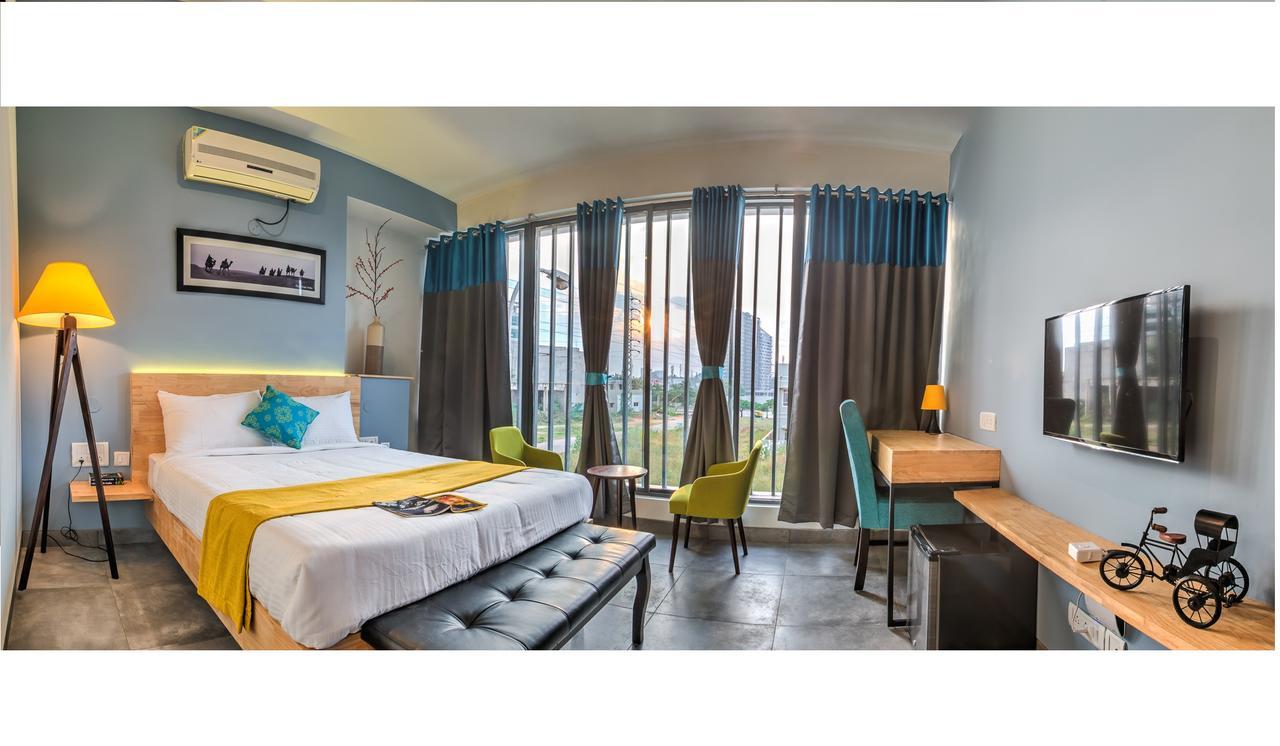 Aura Corporate Suites At Manyata Tech Park Bangalore Exteriör bild