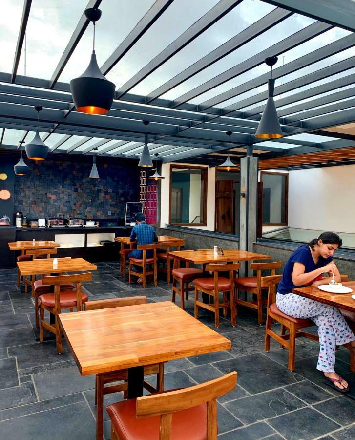 Aura Corporate Suites At Manyata Tech Park Bangalore Exteriör bild