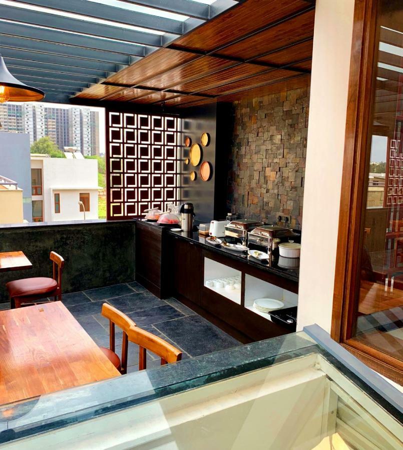 Aura Corporate Suites At Manyata Tech Park Bangalore Exteriör bild